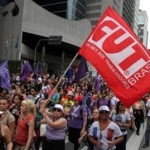 Mulheres pedem cassação do mandato de Bolsonaro