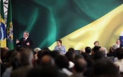 Realizações do governo Lula são registradas em cartório
