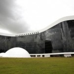 TSE inaugura sede projetada por Niemeyer