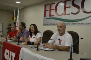 reuniao-sobre-a-greve-geral-no-auditorio-da-fecesc-01