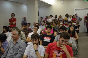 reuniao-sobre-a-greve-geral-no-auditorio-da-fecesc-04