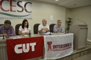 reuniao-sobre-a-greve-geral-no-auditorio-da-fecesc-06