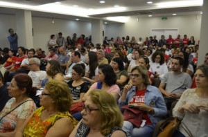 reuniao-sobre-a-greve-geral-no-auditorio-da-fecesc-08