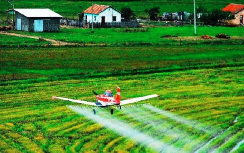 Agenda da Agricultura com Monsanto sugere aprovação do ‘Pacote do Veneno’