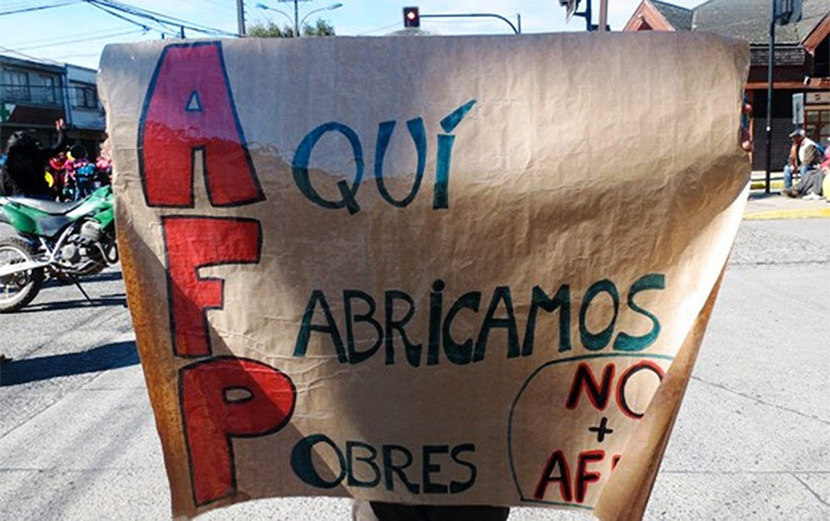 Administradoras de Fundos de Pensão (AFP), a maioria controlada por bancos, são alvo de protestos no Chile há décadas