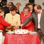 PT comemora 31 anos e Lula é reconduzido à presidência de honra