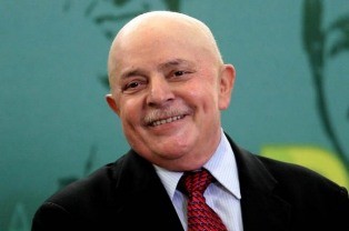 Para médicos, tumor de Lula foi eliminado