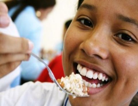 Brasil reduz desnutrição infantil e atinge meta estabelecida pela ONU