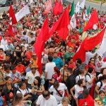 Movimentos Sociais, sindicais e partidos juntos nas ruas de Florianópolis contra o golpe