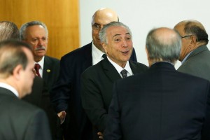 Temer decide cortar auxílio de trabalhadores afastados por doença