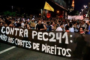 PEC-241 tem reprovação de 70%