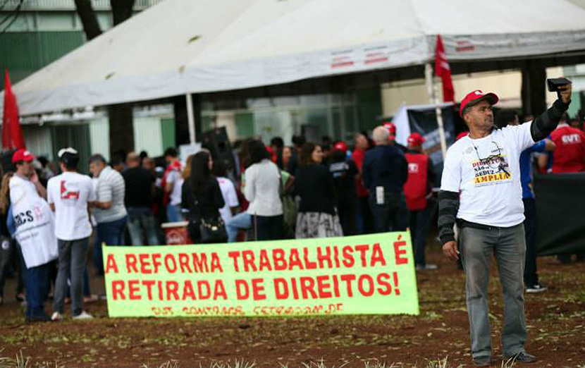 Com nova ‘reforma’ trabalhista, Bolsonaro quer anular atuação sindical
